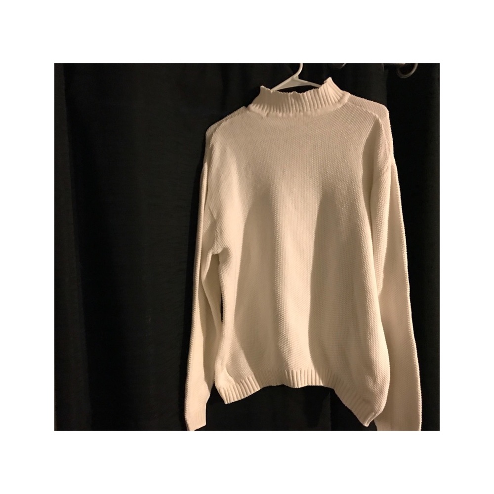 ‼️ White Knitted Pullover